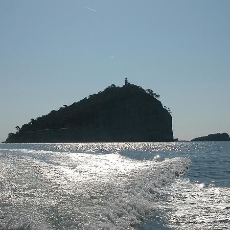 La Perla Del Magra Holidays House Monte Marcello Exterior photo