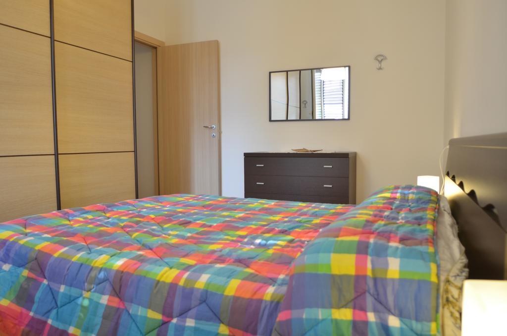 La Perla Del Magra Holidays House Monte Marcello Exterior photo